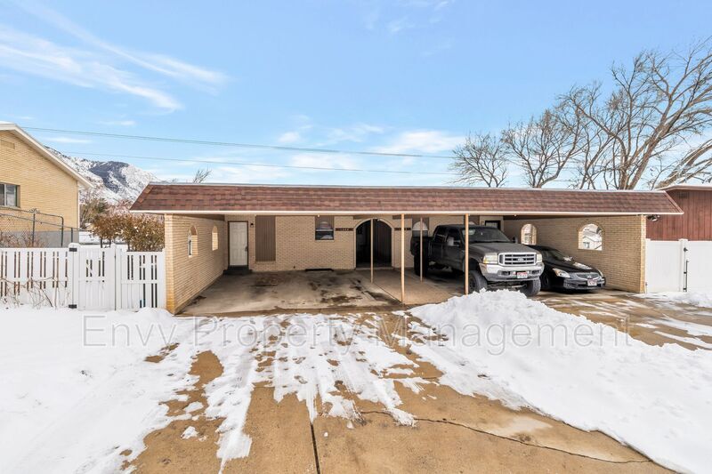 1425 12th St Unit 1425, Ogden, UT 84404 Condo for Rent in Ogden, UT