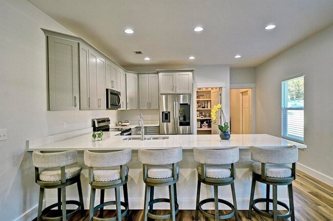 Foto del edificio - 168 Engelbrecht Rd