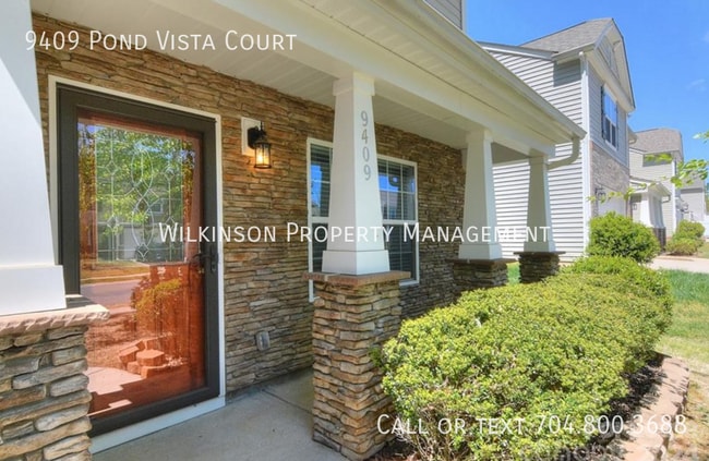 Building Photo - 9409 Pond Vista Court