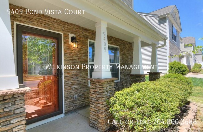 Foto del edificio - 9409 Pond Vista Court