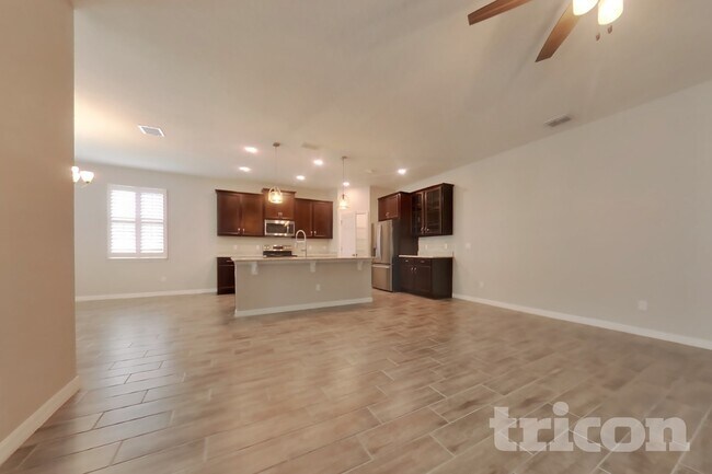 Building Photo - 37028 Scenic Pine Dr