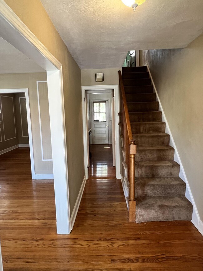 Foto del edificio - 5333 Ames St