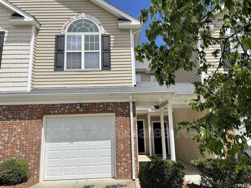 206 Montview Way, Knightdale, NC 27545 Townhome Rentals in Knightdale