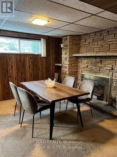 Building Photo - 346 Wenlock Ave