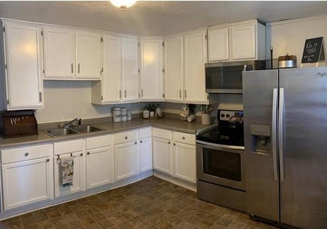 Primary Photo - 102 Meridian St