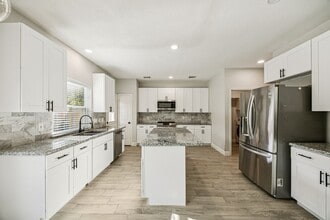 Building Photo - 16802 Willow Bend Ct