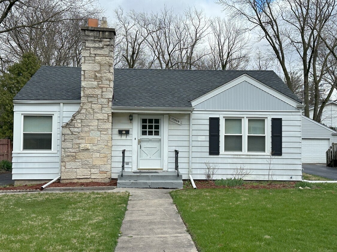 Primary Photo - 17959 Loomis Ave