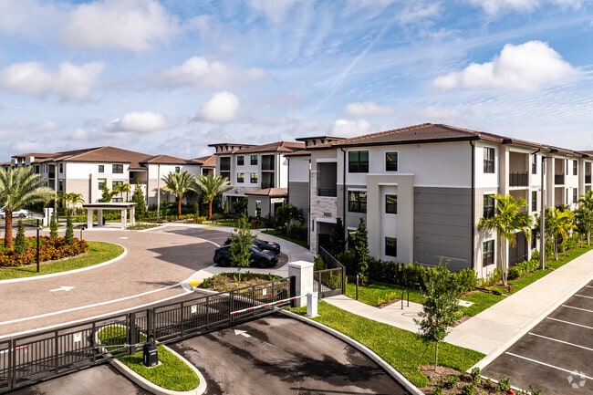 Building Photo - Mosaic Palms Apartments