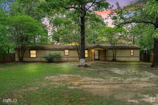 Building Photo - 6815 Jennifer Ln