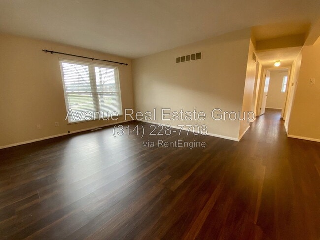 Building Photo - 10379 Forest Brook Ln