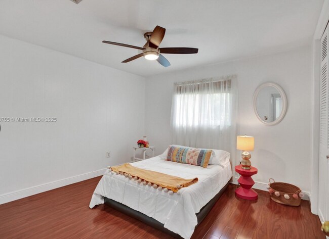 Foto del edificio - 7360 SW 120th St