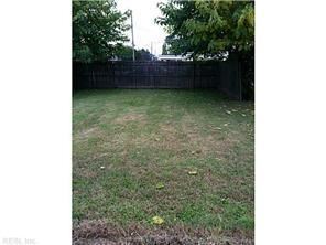 Foto del edificio - 1400 E Washington St