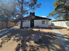 Building Photo - 305 S Richmond Rd