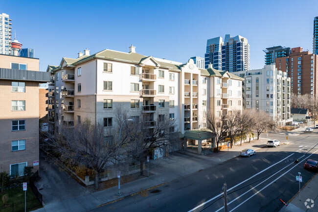 Building Photo - The Mackenzie