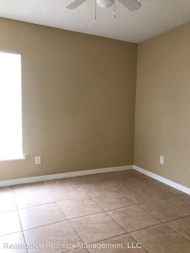 Building Photo - 3 br, 2 bath House - 323 San Gabriel Street