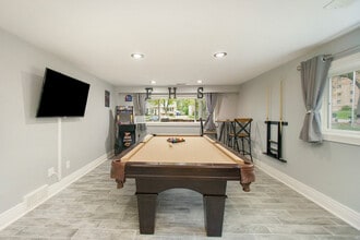 Building Photo - 506 Wilson Ave