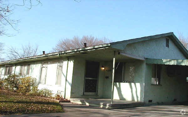 Foto principal - 4005-4007 58th St