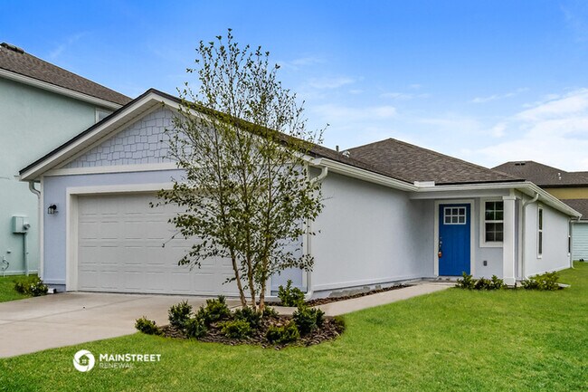 Building Photo - 15592 Woodbury Dr