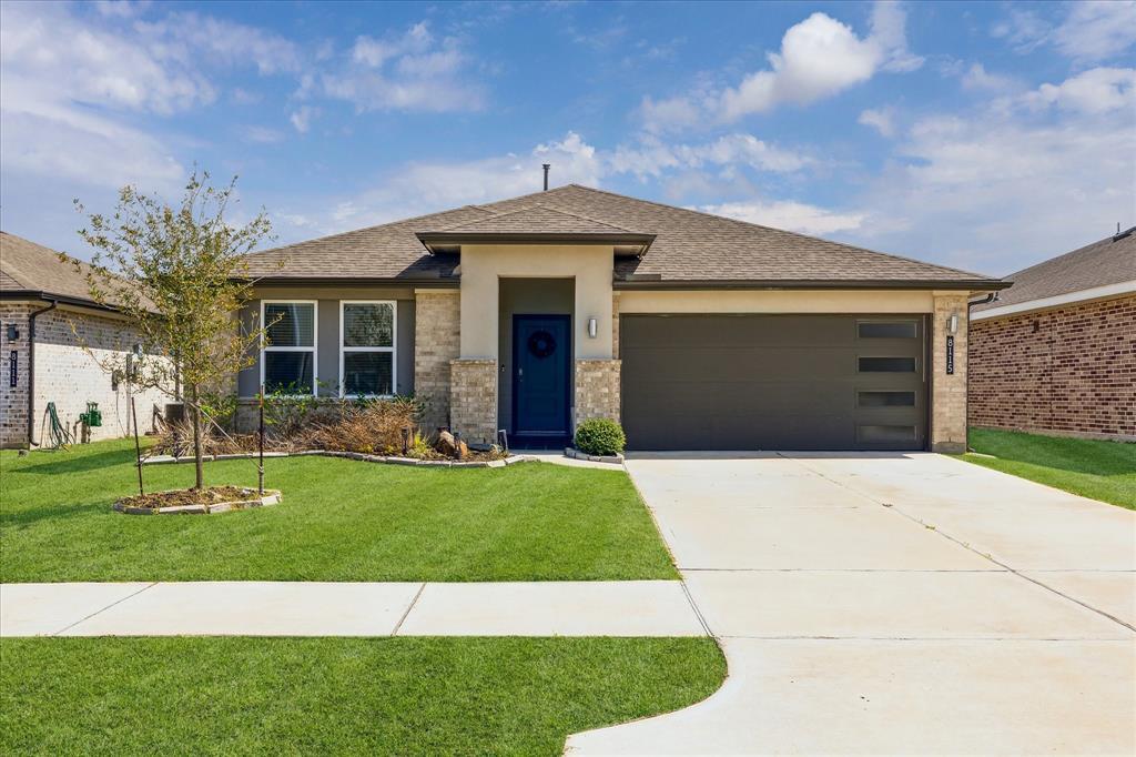 Primary Photo - 8115 Brahman Ln