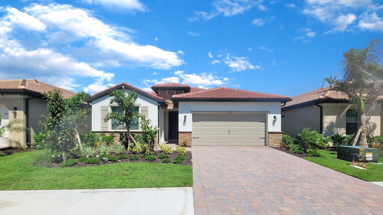 Foto principal - 536 Ravello Blvd