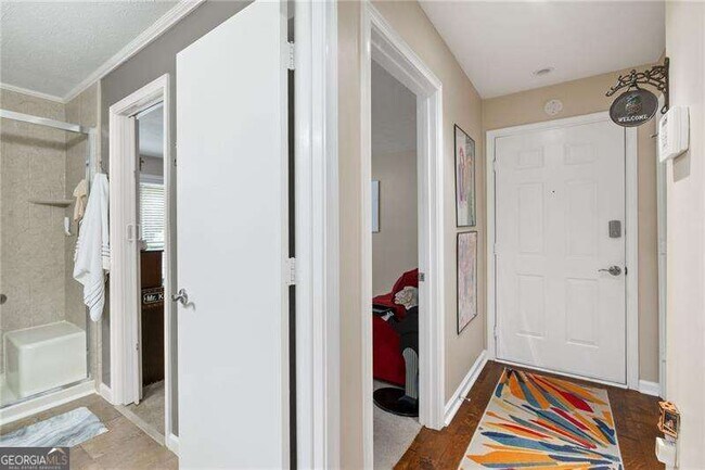 Building Photo - 525 Warm Springs Cir