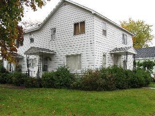 Primary Photo - 402 Fair St