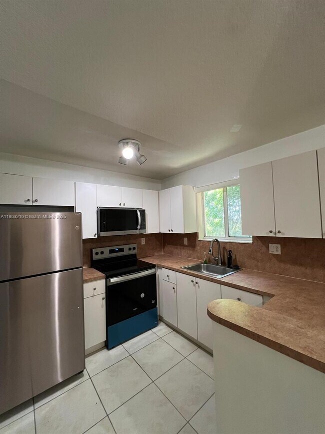 Foto del edificio - 1260 SE 31st Ct