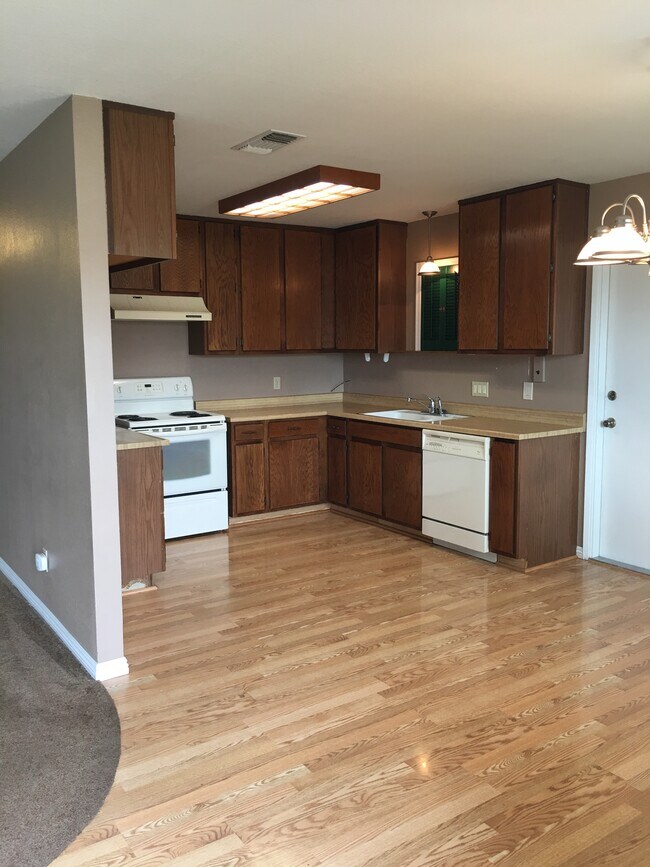 240 Eric Circle, Galt, CA 95632 House Rental in Galt, CA