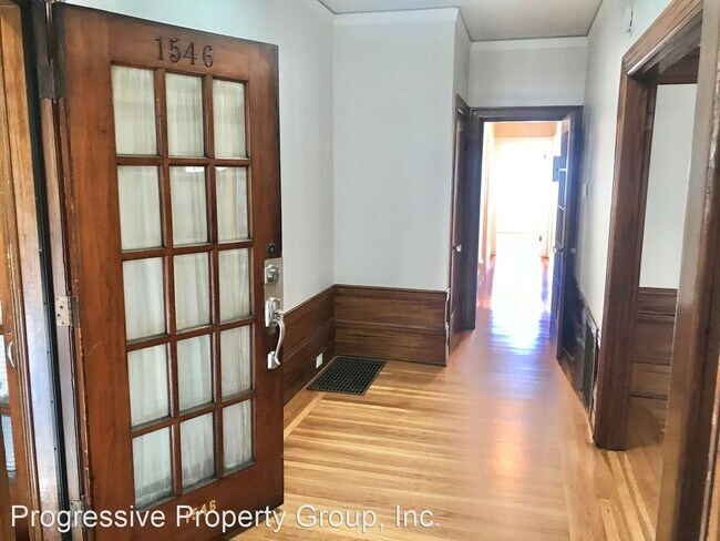 Foto del edificio - 2 br, 1 bath House - 1546 Taylor Street