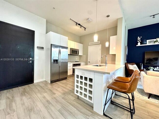 Foto del edificio - 999 SW 1st Ave