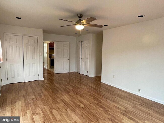 Building Photo - 10845 Fairchester Dr