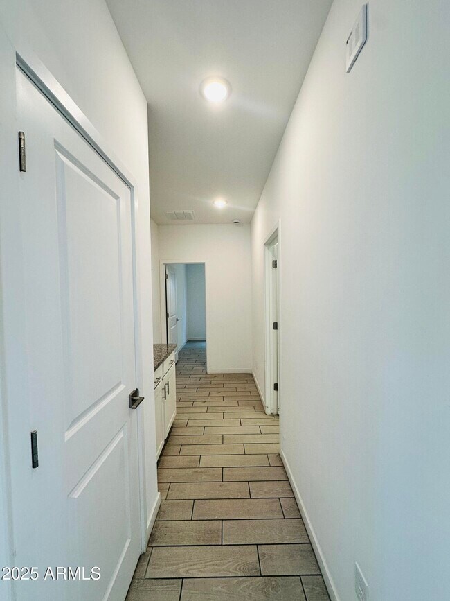 Foto del edificio - 7425 W Nicolet Ave