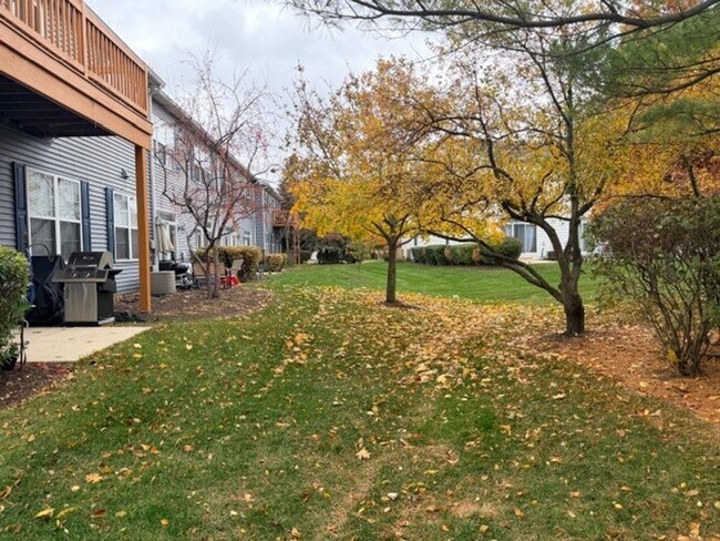 Foto del edificio - Beautiful 2 bed, 2 bath, townhome