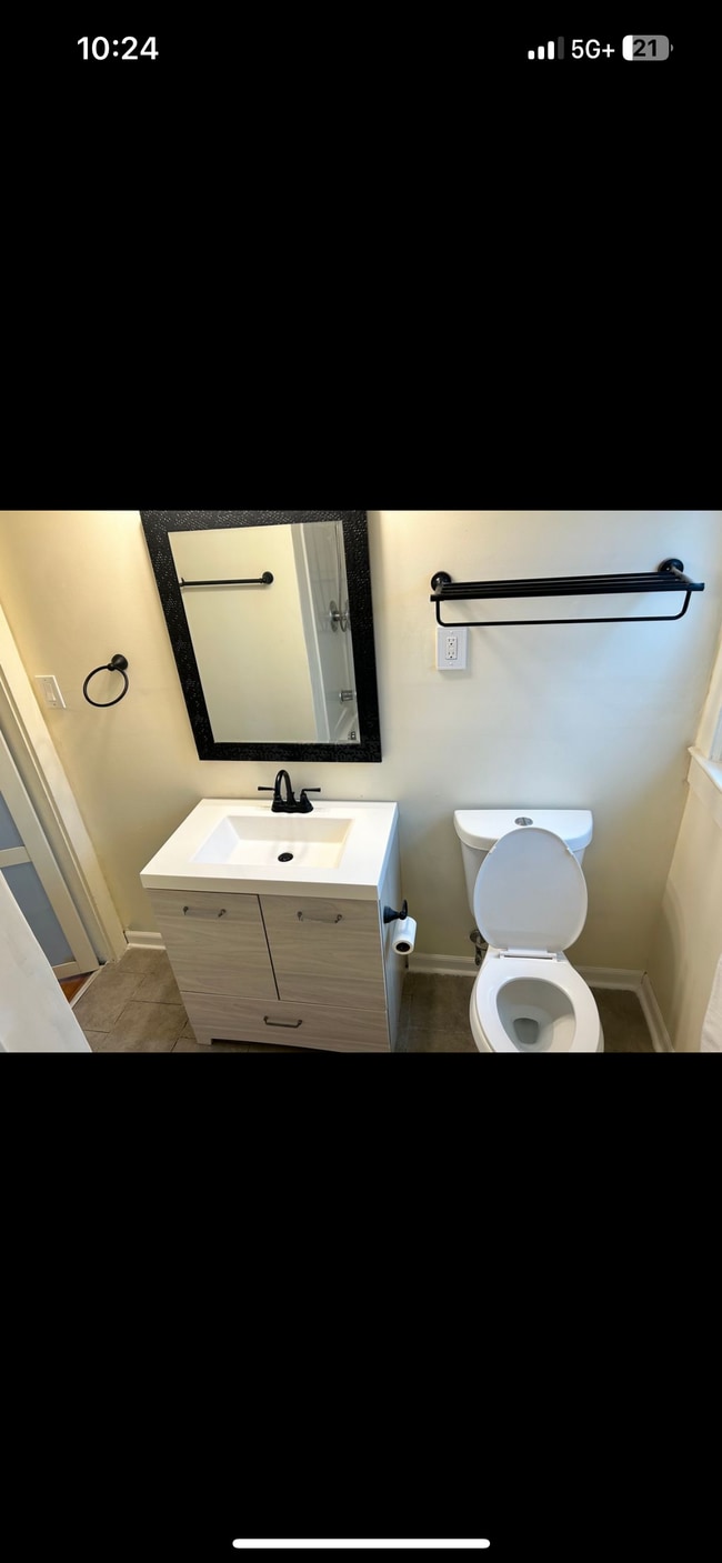 Foto del edificio - 131 Druid Dr