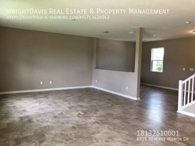 Foto del edificio - 8919 Reserve Manor Dr