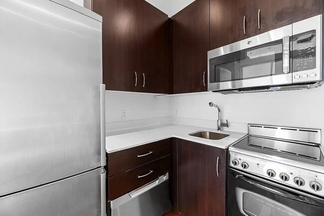 Foto del edificio - 165 Ludlow St