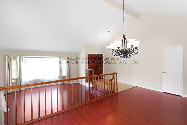 Foto del edificio - Spacious, Single Story Northgate Home For ...