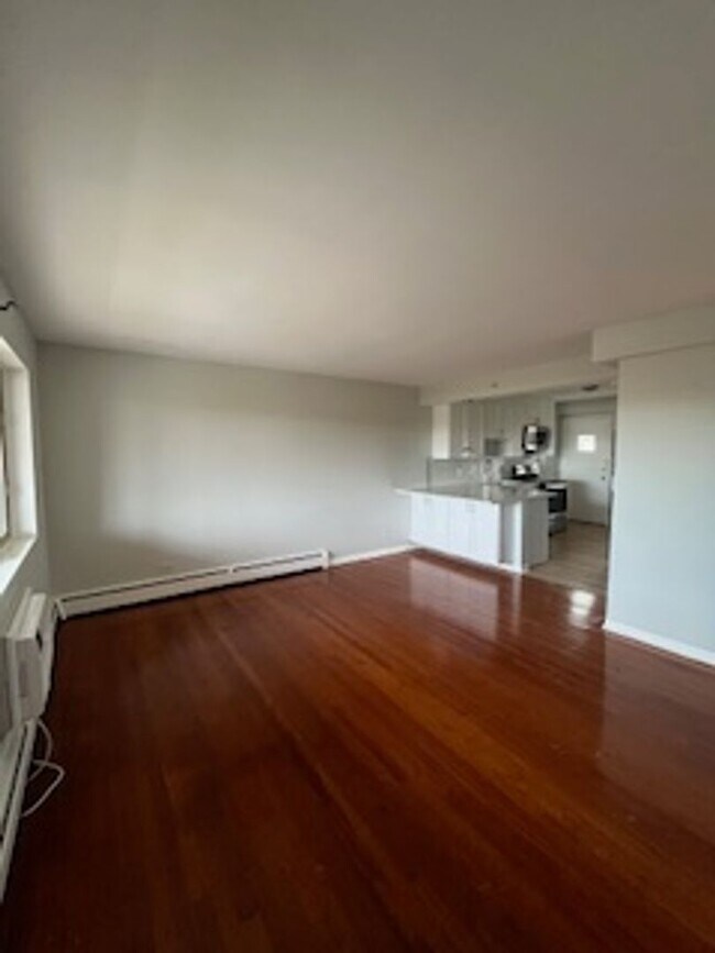 Foto del edificio - Salem Village Apartments LLC