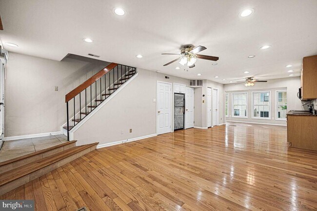 Foto del edificio - 358 New Market Ct