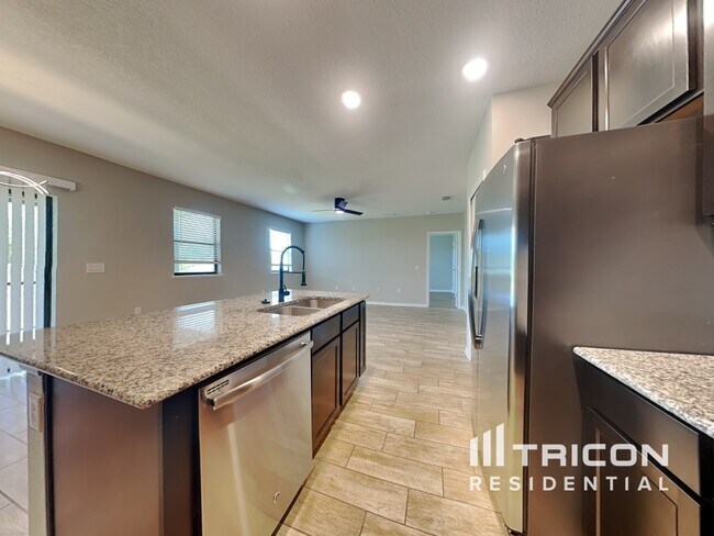 Foto del edificio - 4035 Wayfarer Wy