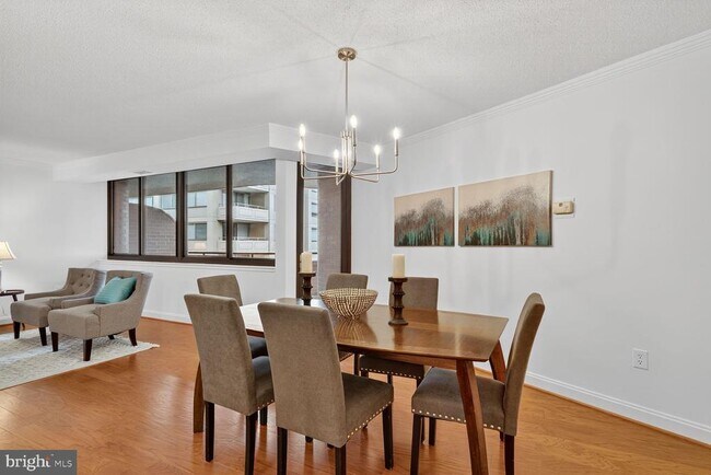 Foto del edificio - 4550 N Park Ave