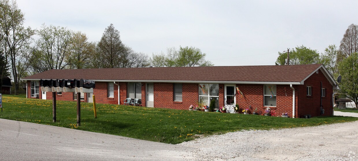 Primary Photo - 86 S County Road 400 E
