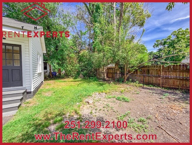 Building Photo - 1417 Monroe St