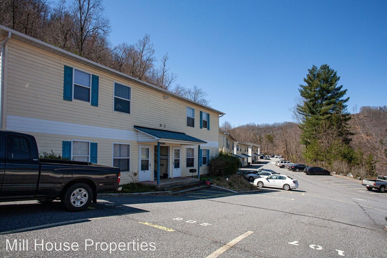 Primary Photo - 133 Citadel Dr