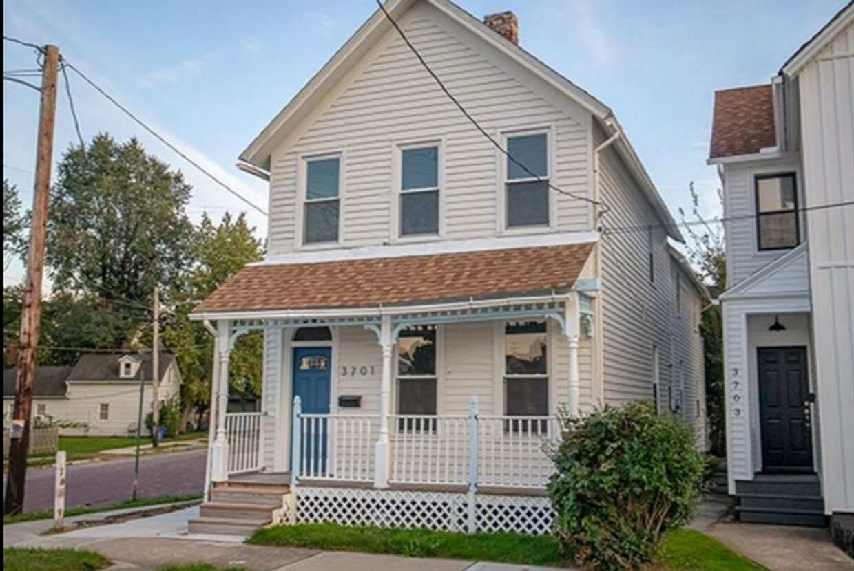 Primary Photo - 3701 Chatham Avenue