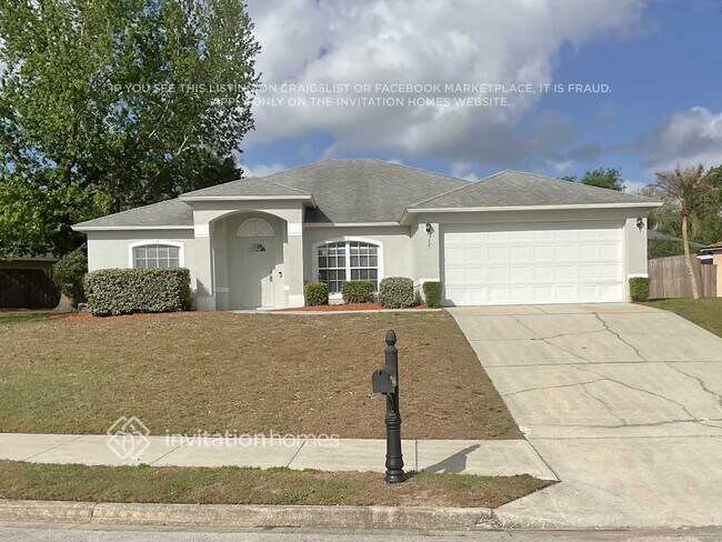 Building Photo - 221 Heronwood Cir