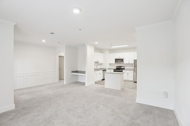 Building Photo - Wesley Kensington Apartments at Stonecrest