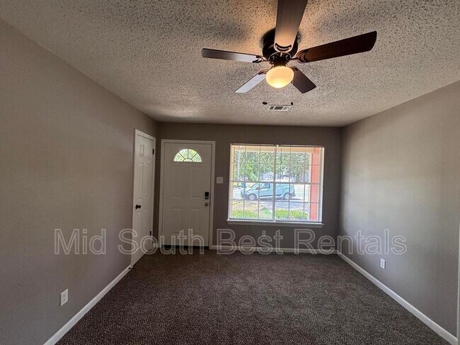 Foto del edificio - 4624 Gum Springs Rd