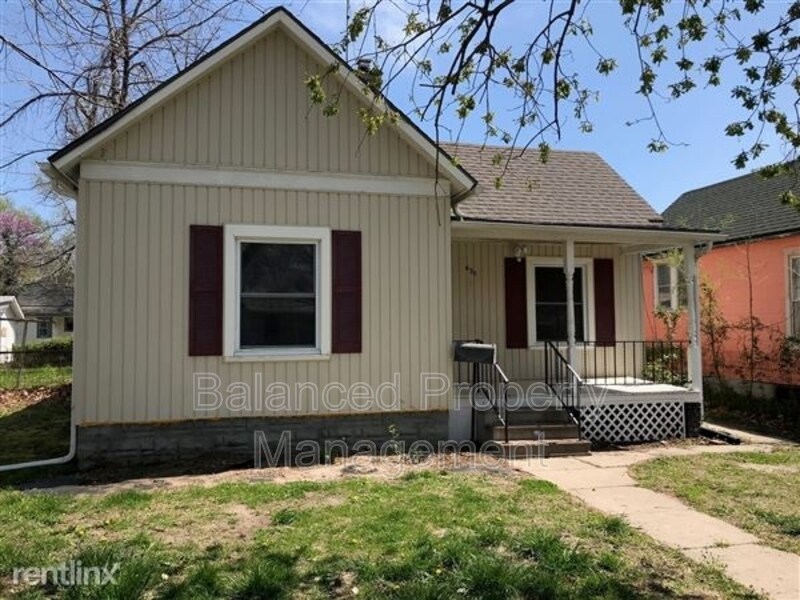 Primary Photo - 430 NE Lime St
