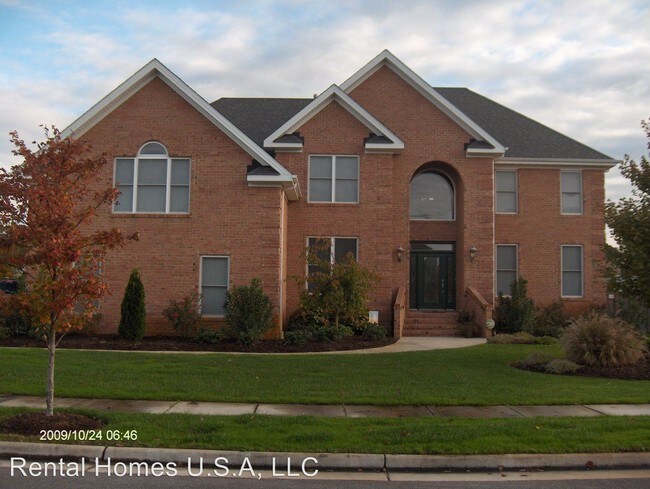 Building Photo - 6 br, 4 bath House - 920 Artesia Way
